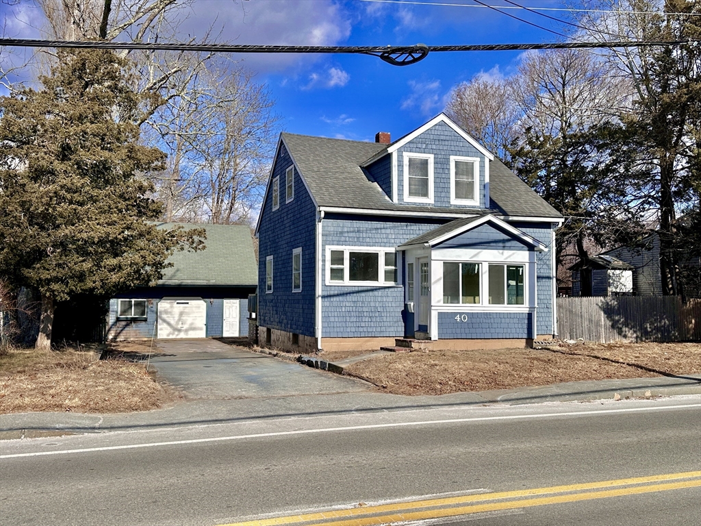 40 Sandwich Rd Property Photo
