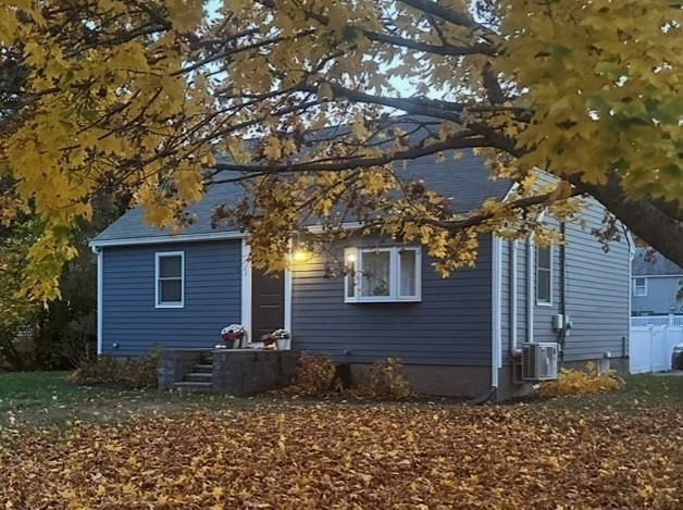 300 Asbury St Property Photo