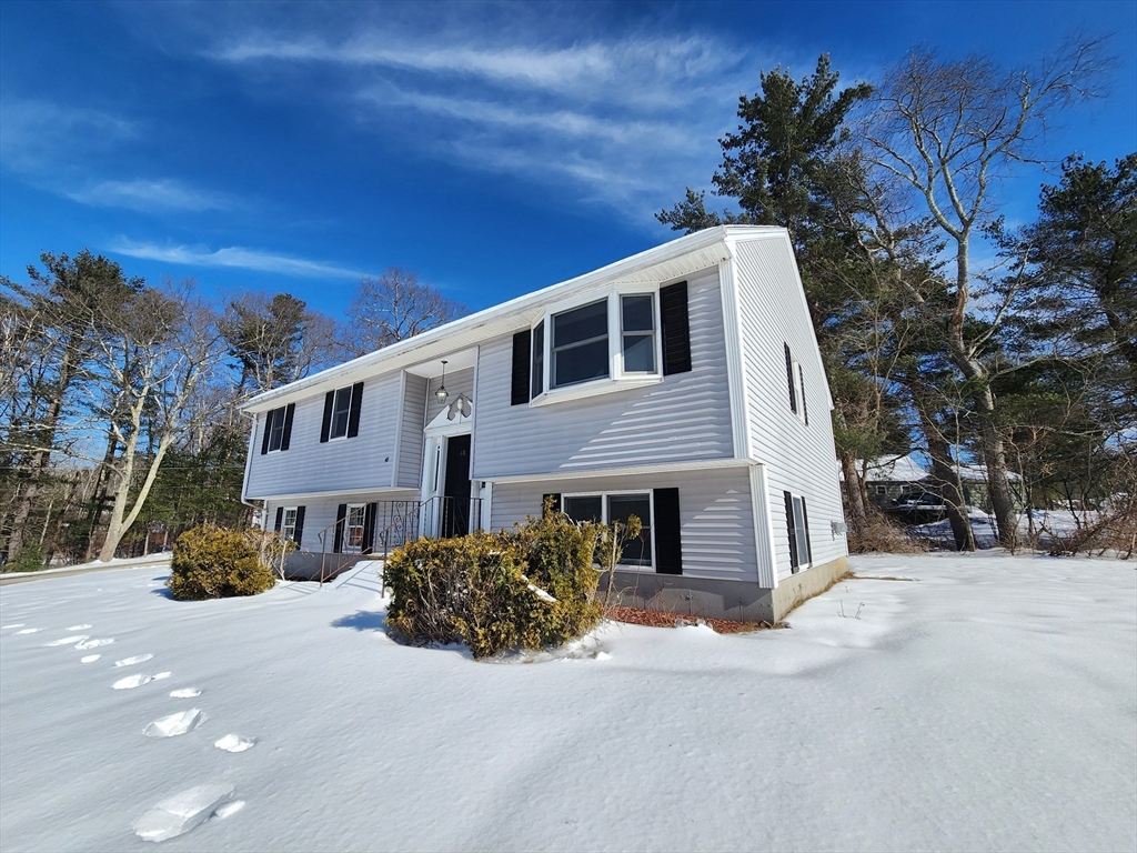 48 Meadow Rd Property Photo