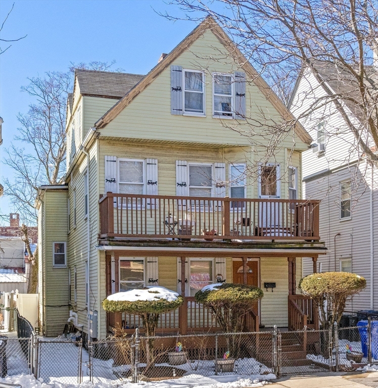 707 Washington St Property Photo 24