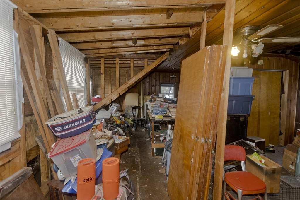 123 Calef Ave Property Photo 14