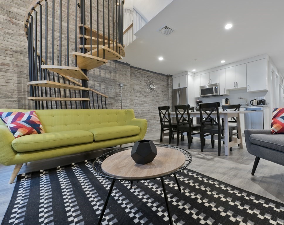 630 Washington # 409 Property Photo 5