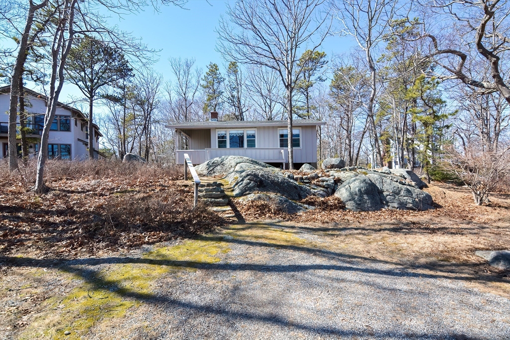 5 Boulder Top Property Photo