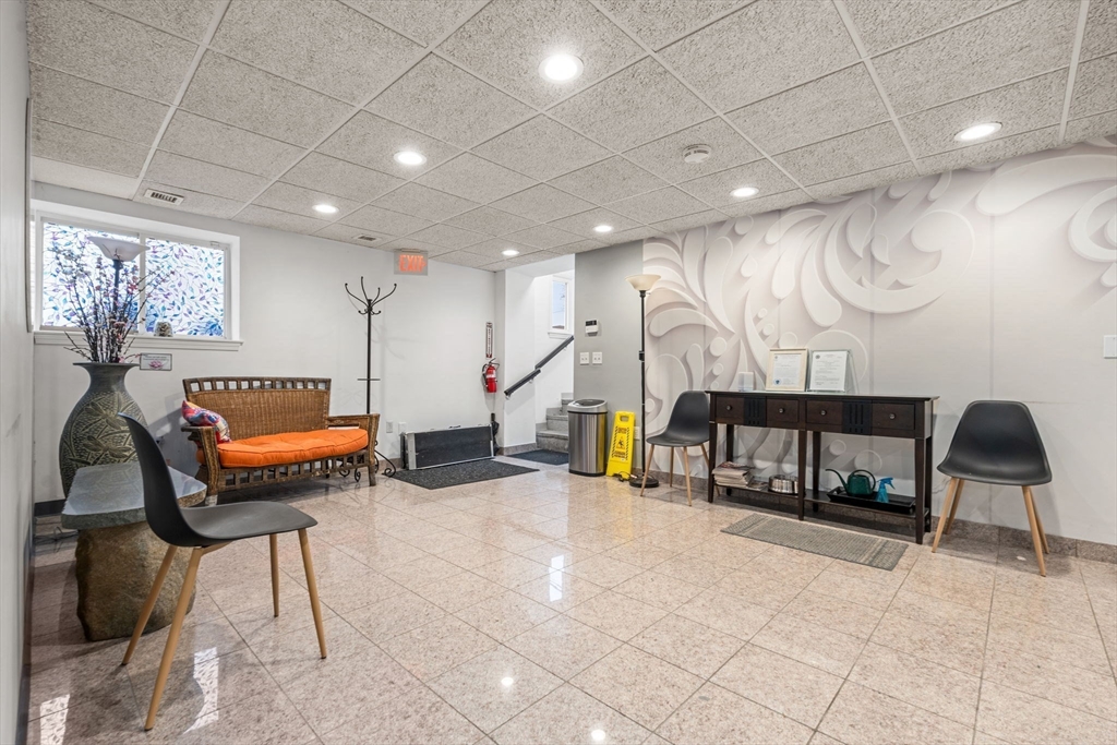 61 Massachusetts Property Photo 7