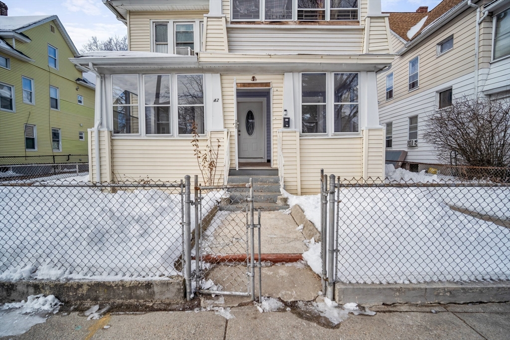 40-42 Ranney St Property Photo 1