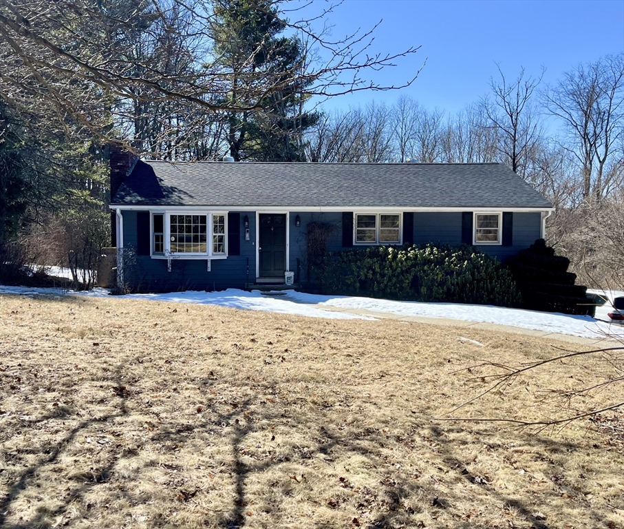 8 Blueberry Ln Property Photo