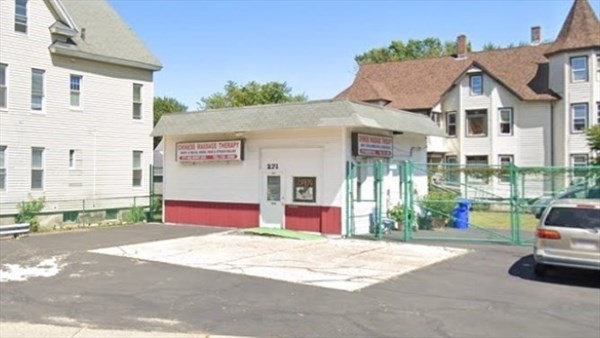 271 Belmont Ave Property Photo 1