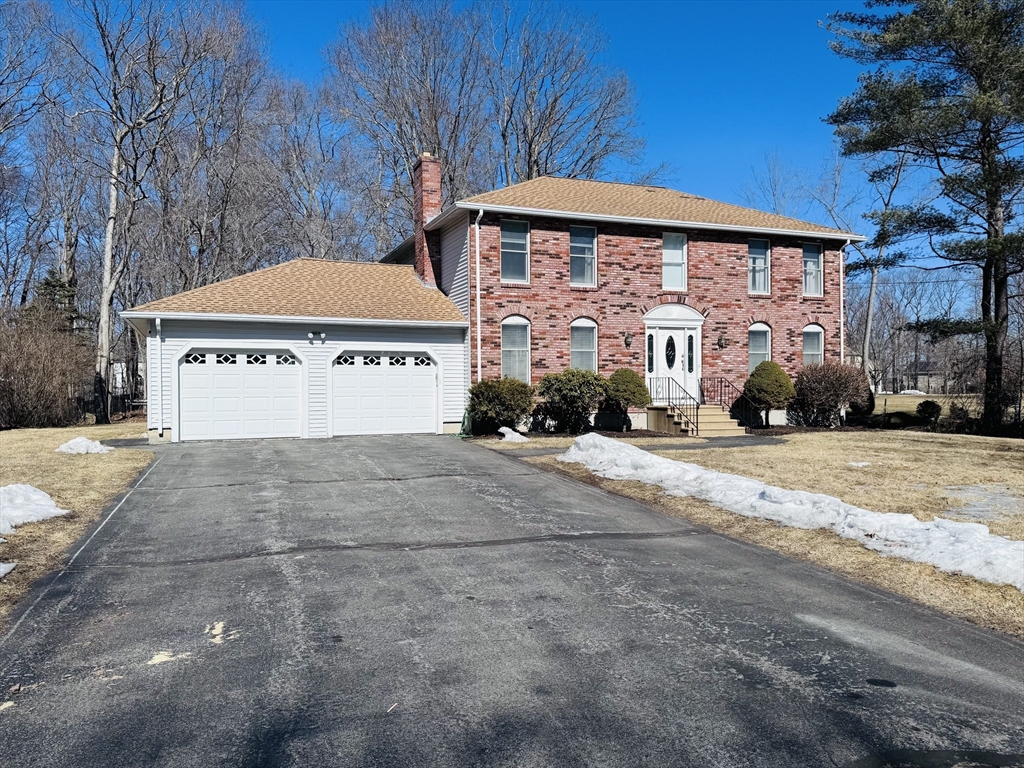 9 N Vine St Property Photo