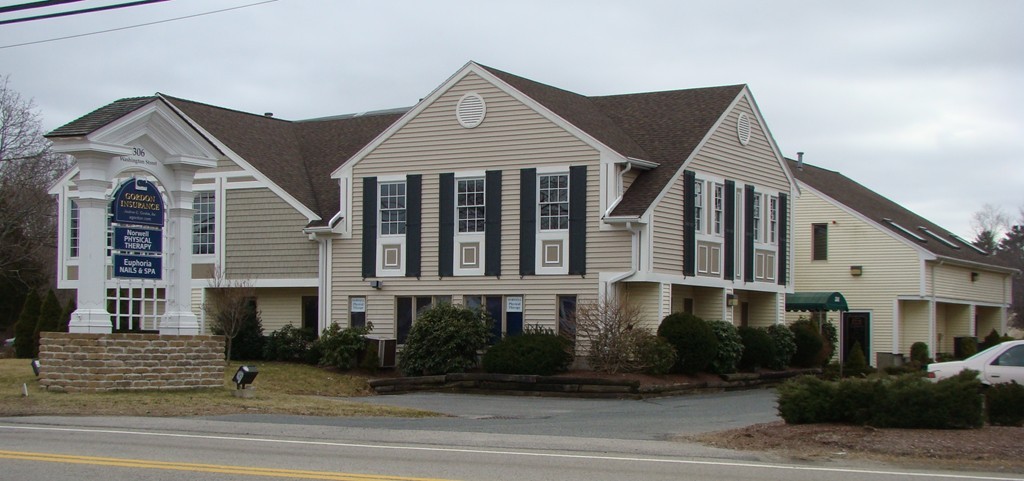 306 Washington St Property Photo 1