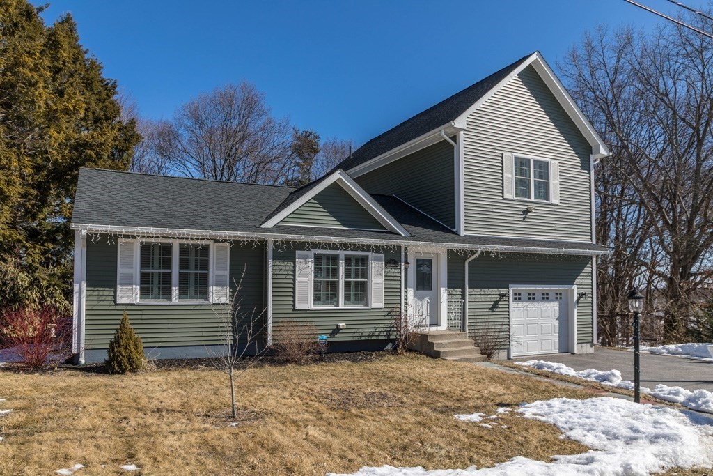 32 Woodland Heights Drive Property Photo