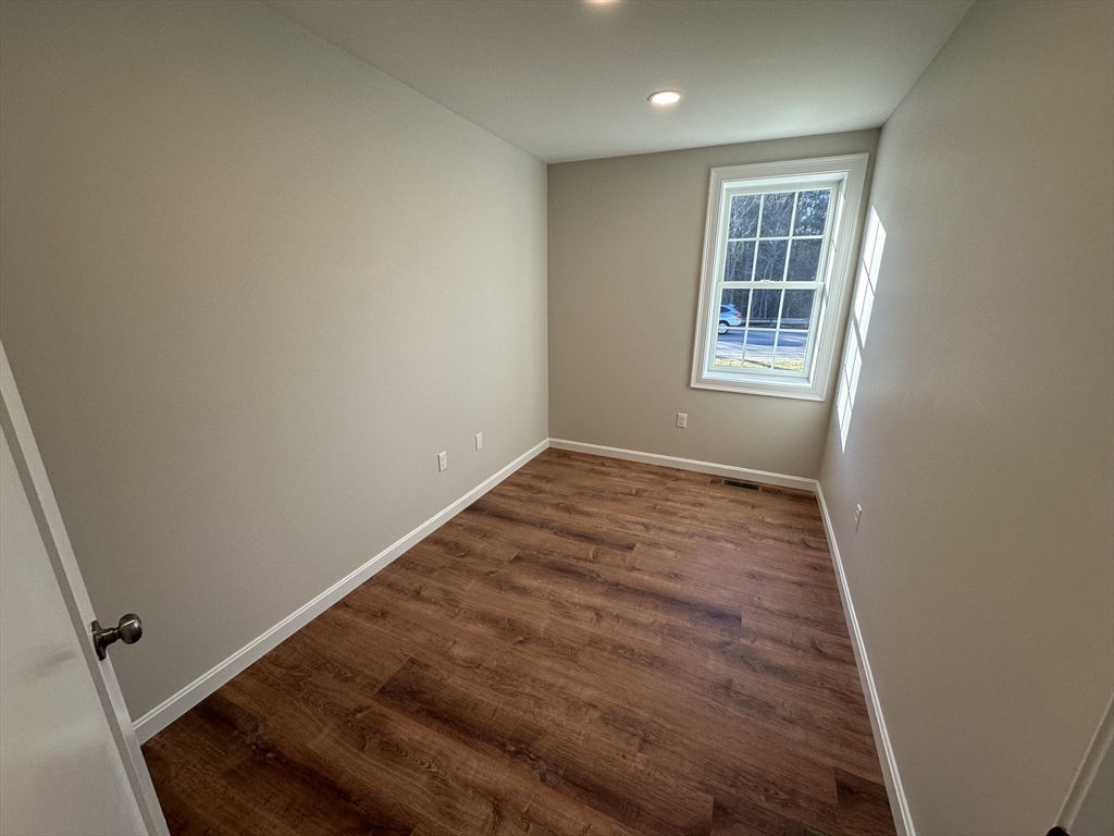 44 Dean St # 101 Property Photo 12