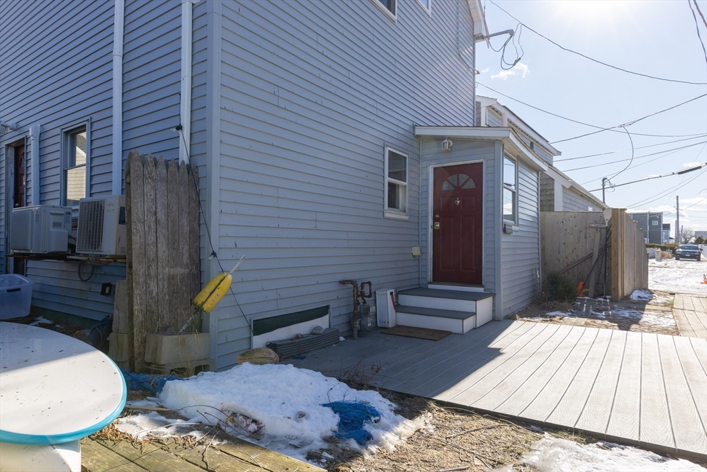 111-r Strandway Property Photo