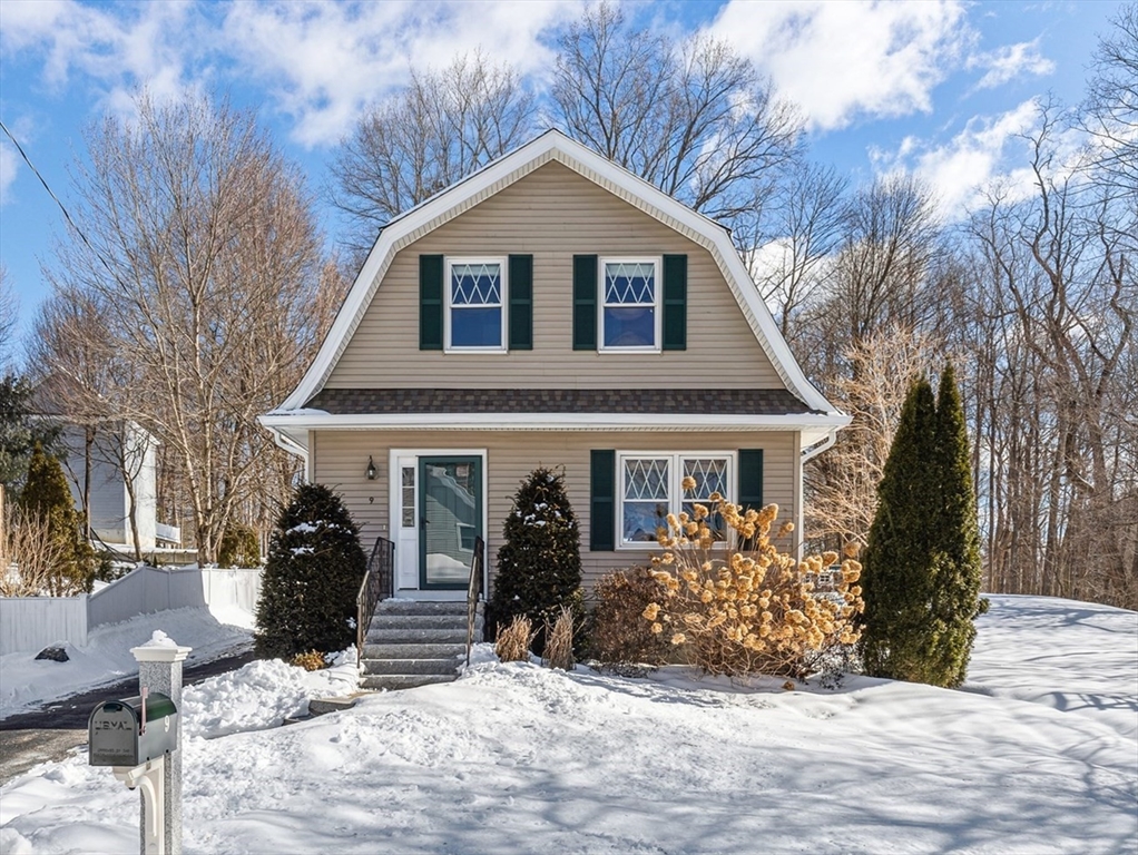 9 Lyman Street Property Photo 1