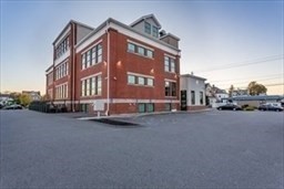 1151 Robeson St # 301 Property Photo 6