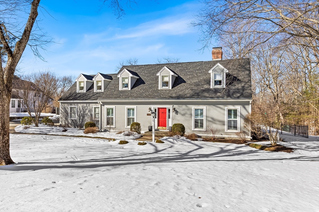 1511 Great Pond Road Property Photo