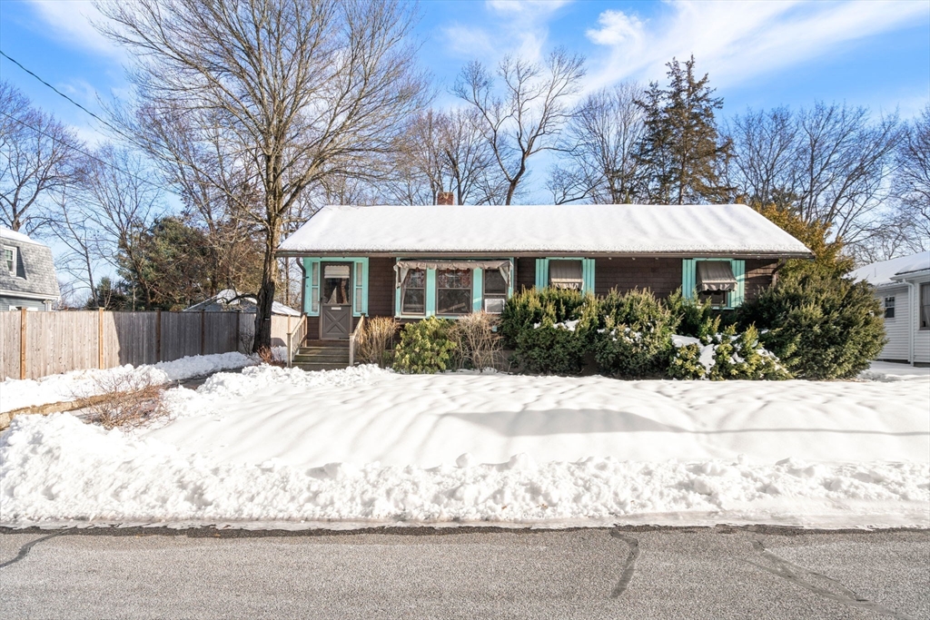 6 Oak Knoll Road Property Photo