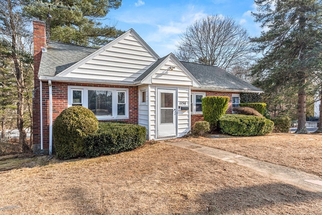 1156 Washington Property Photo