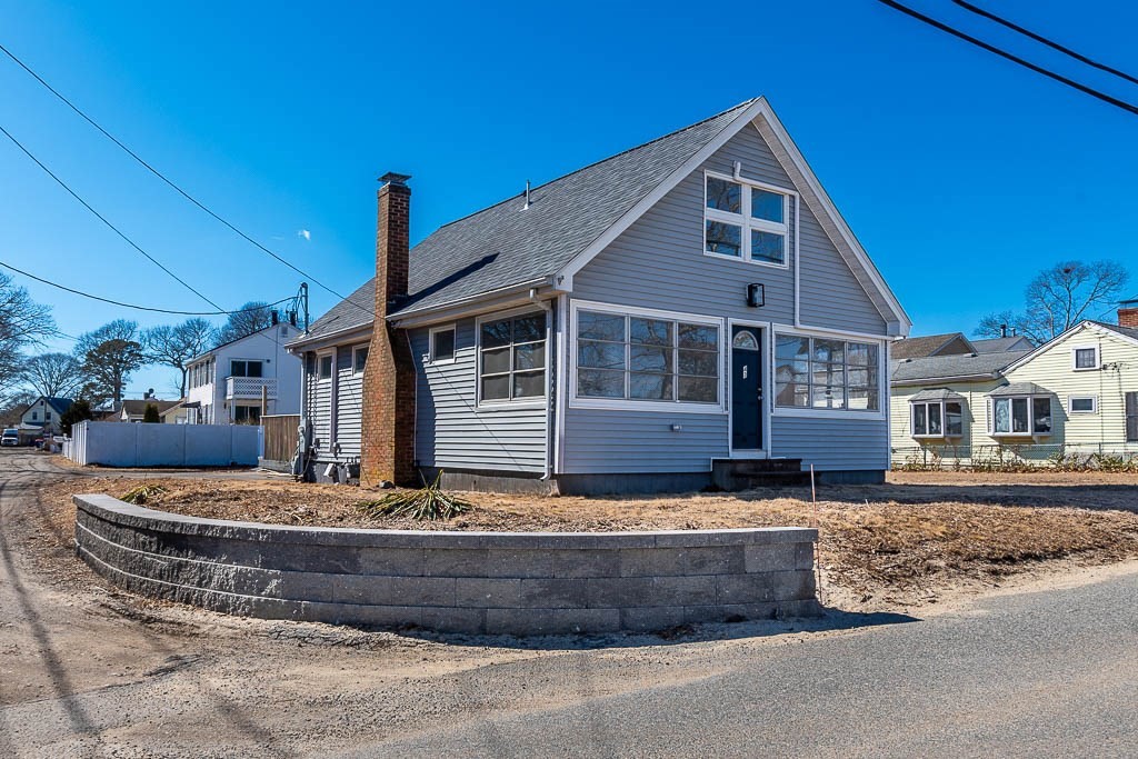 43 Shore Ave Property Photo