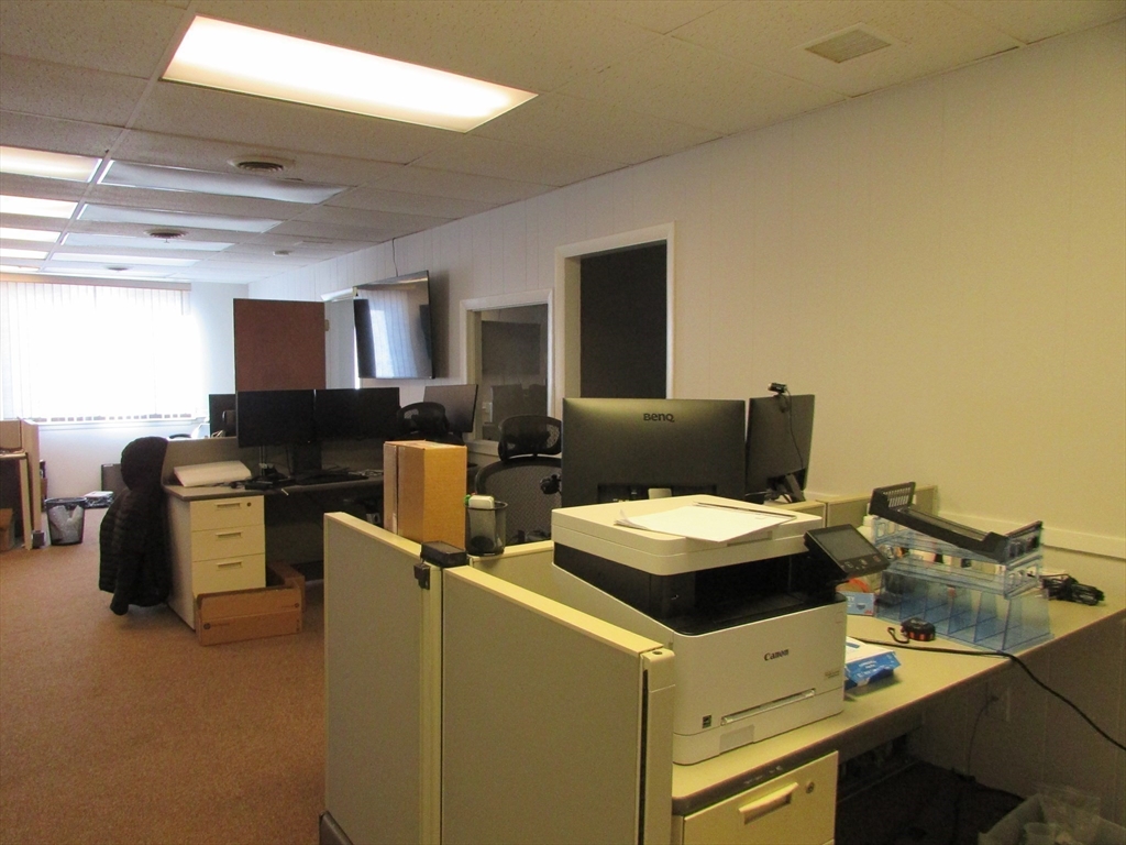 106 Commonwealth Ave Property Photo 10