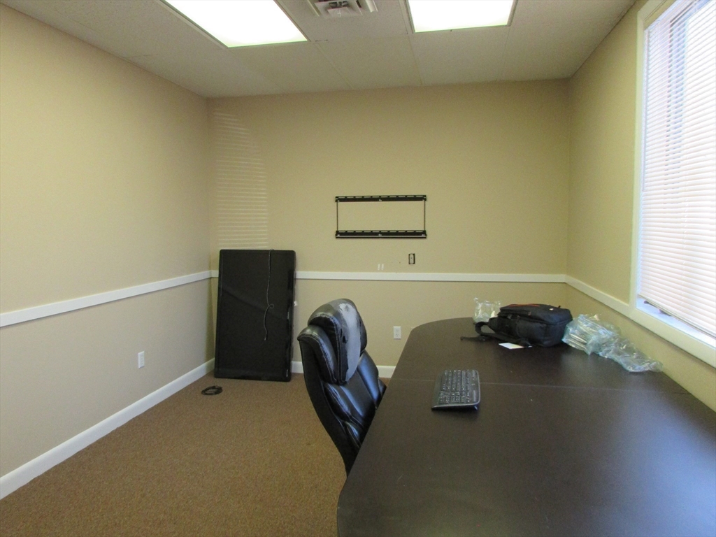106 Commonwealth Ave Property Photo 17