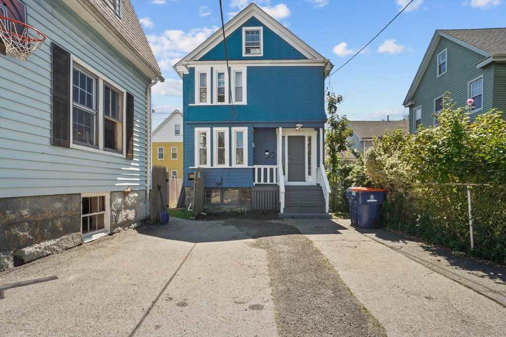 166 1/2 Grinnell St Property Photo