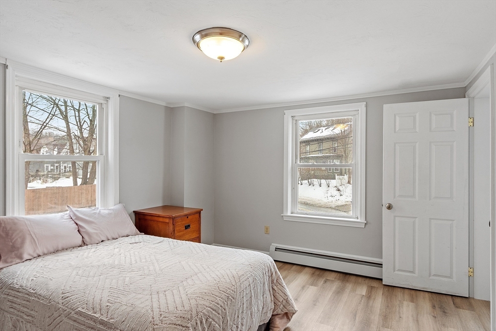 48 Pleasant St Property Photo 19