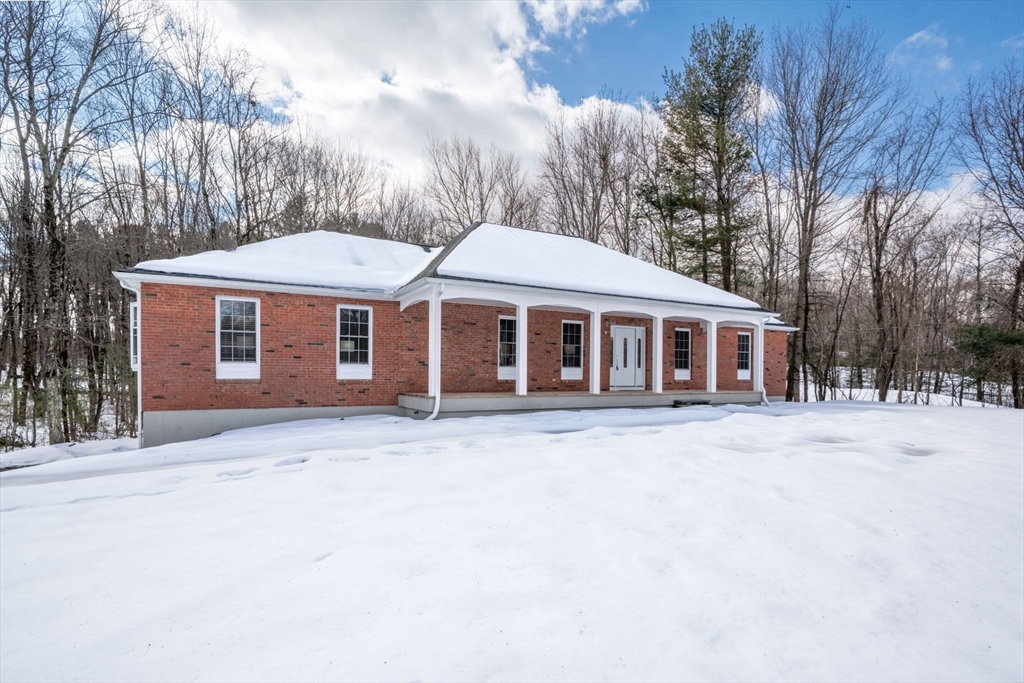 7 Auburn Road Property Photo