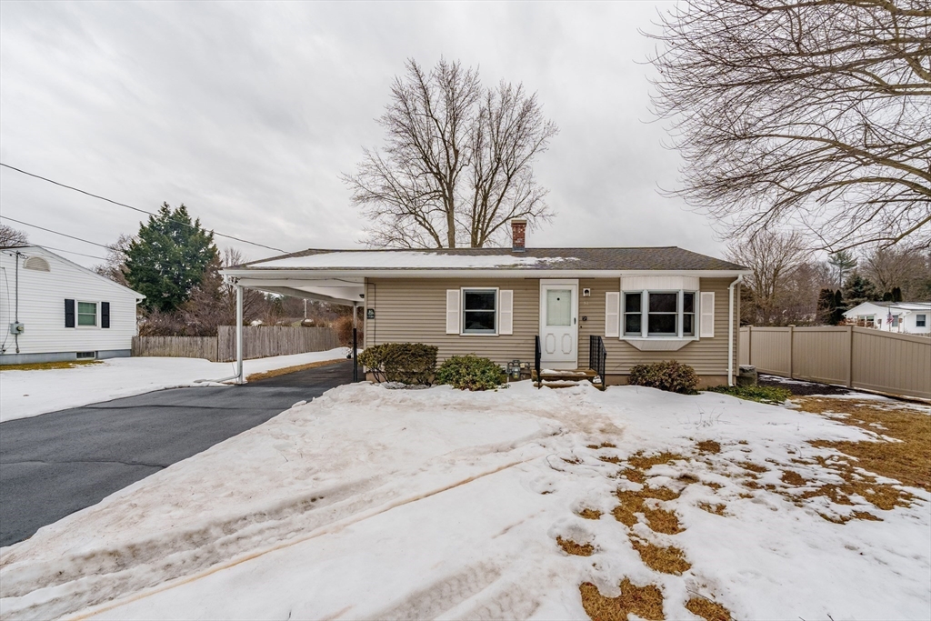 52 Beveridge Blvd Property Photo