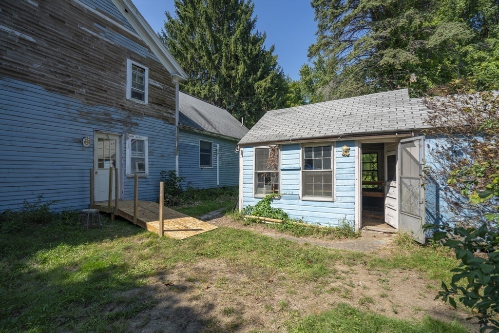 134 Elm St Property Photo 31