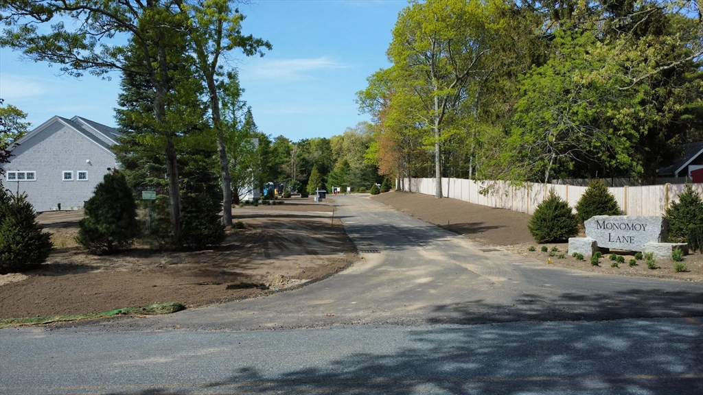 8 Monomoy Ln Property Photo 11