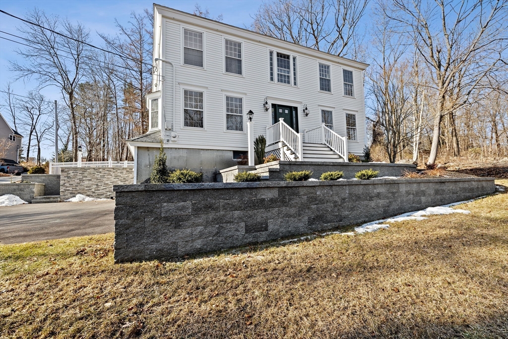 489 Chief Justice Cushing Hwy Property Photo
