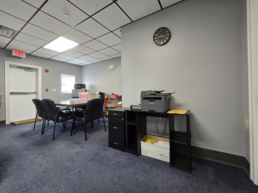 580 Robeson St. Property Photo 10