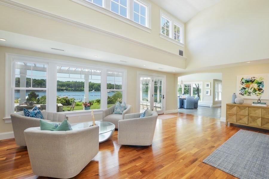 71 Sand Pt Property Photo 12