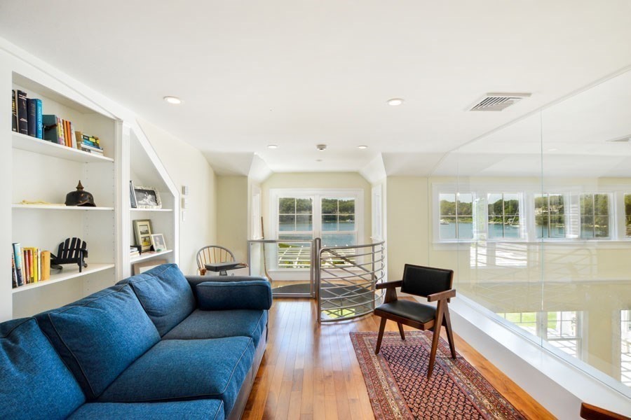 71 Sand Pt Property Photo 17
