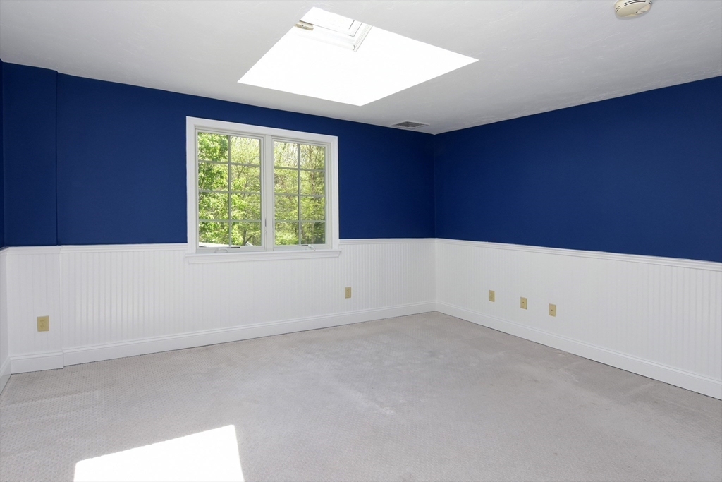 239 West St Property Photo 32