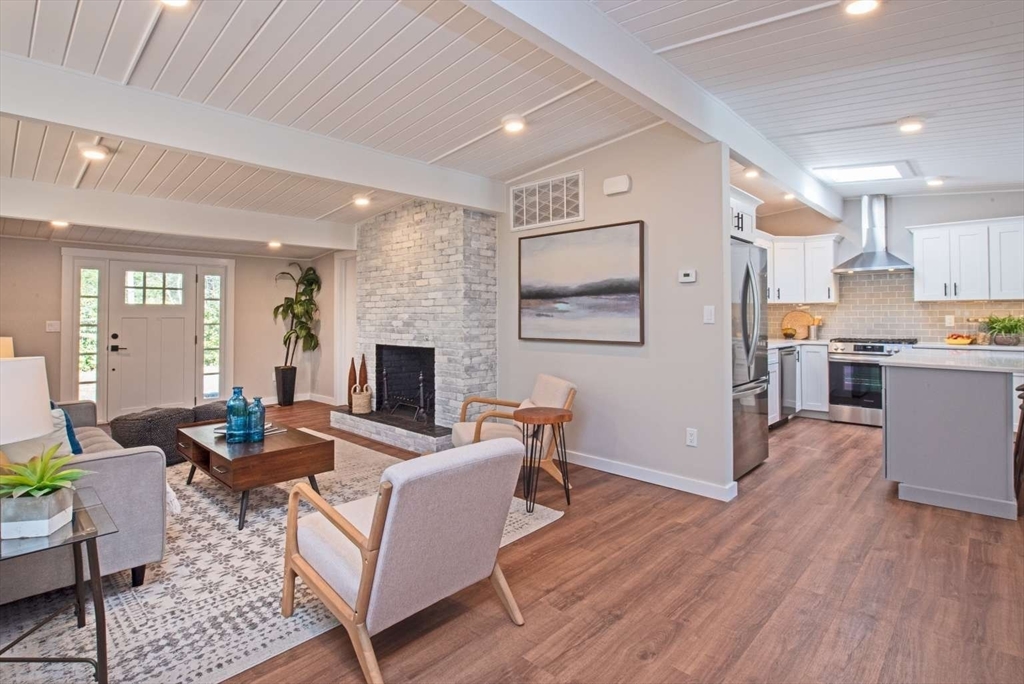 160 Oxbow Road Property Photo