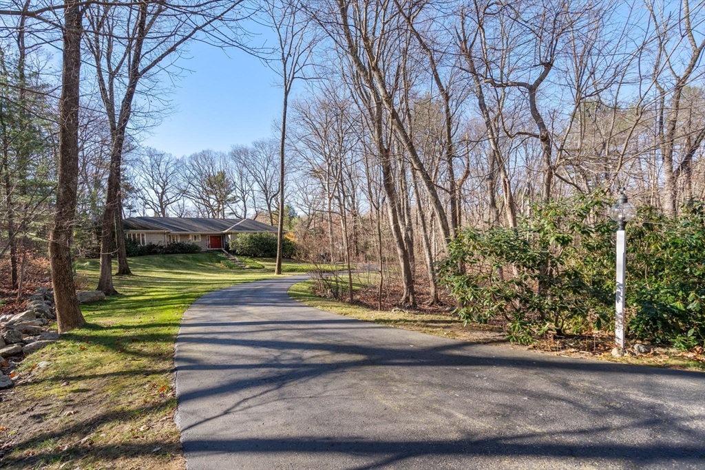 82 Deer Path Lane Property Photo