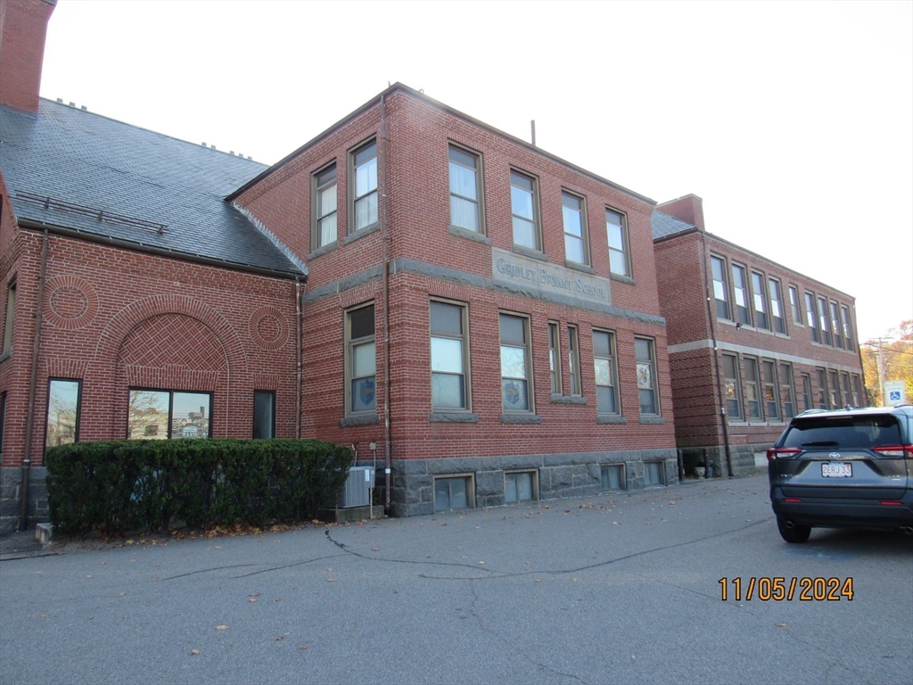 111 Willard St # C Property Photo 2