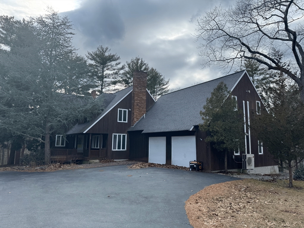 130 Forest Ave Property Photo