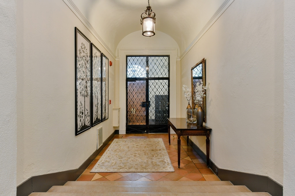 142 Chestnut Street # 5 Property Photo