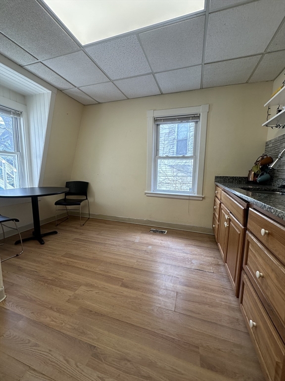 556 Cambridge St Property Photo 19