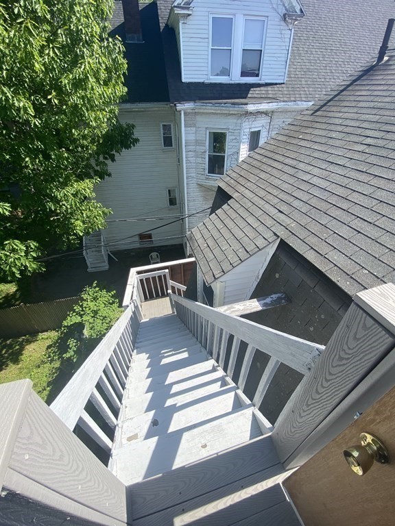 556 Cambridge St Property Photo 26