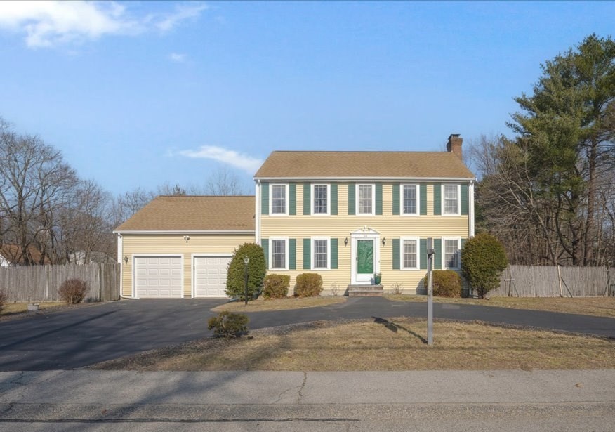 10 Groveland Ave Property Photo