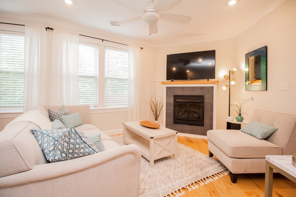 1008 Tremont St # 3 Property Photo