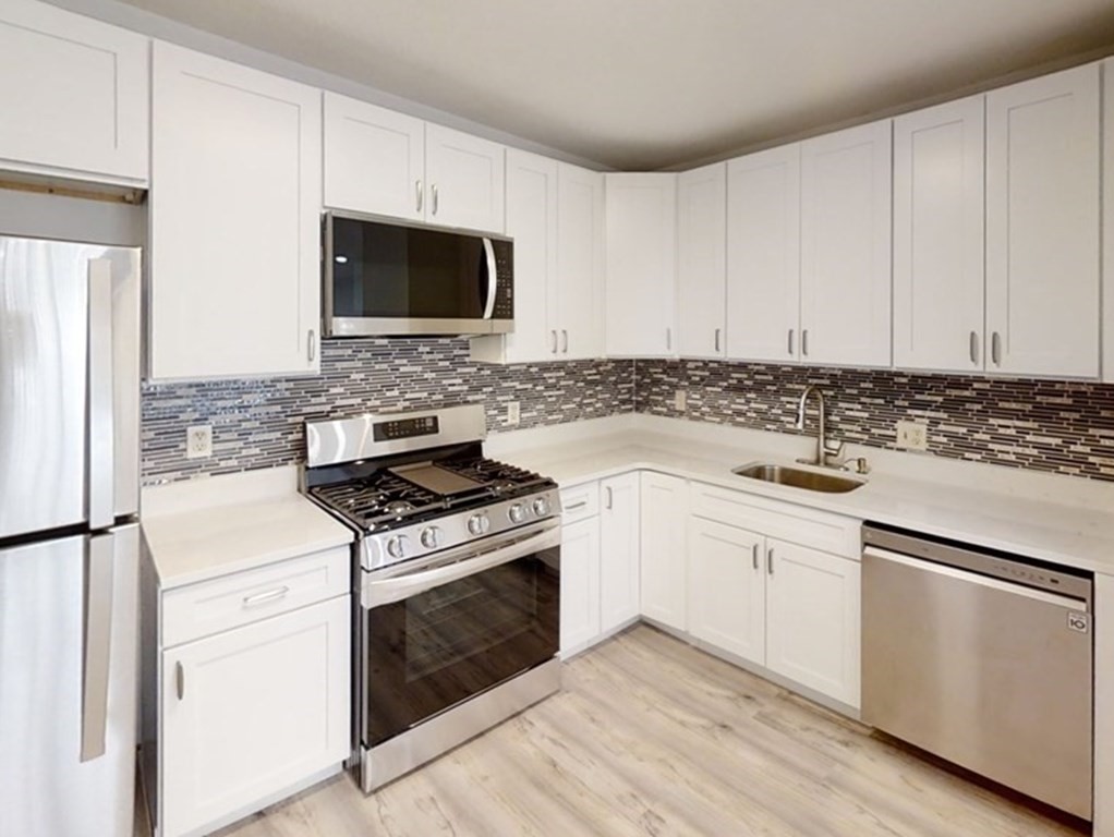 28 Kenmar Dr # 279 Property Photo