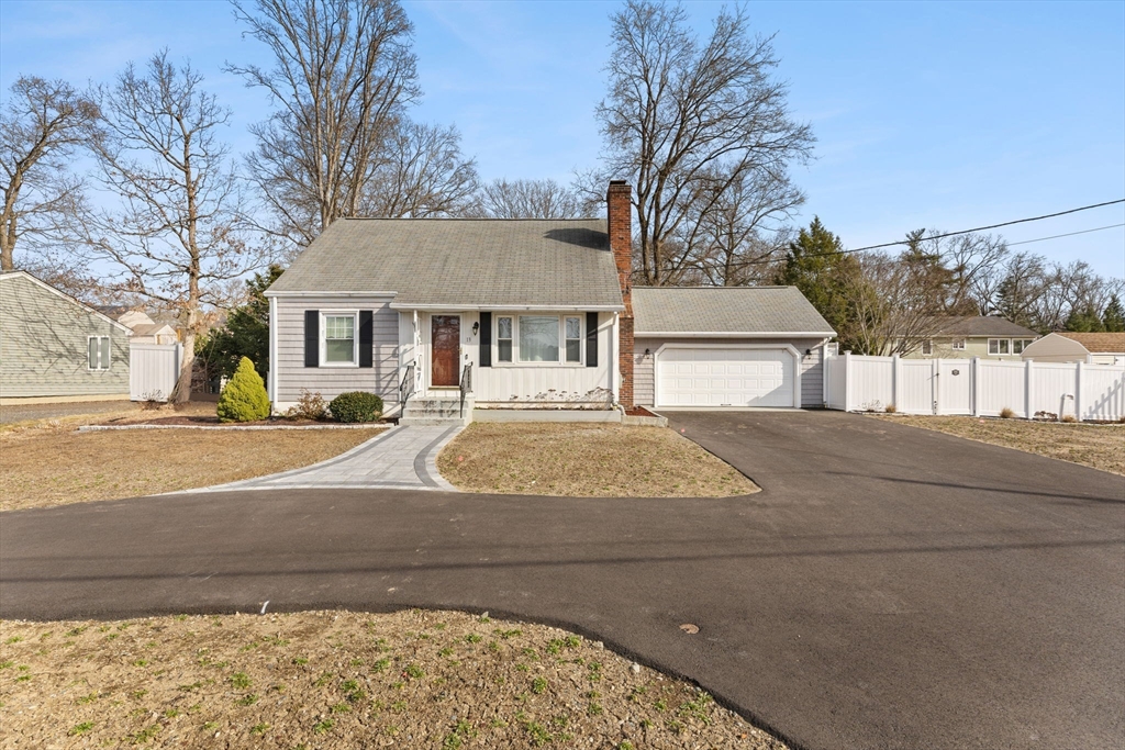 13 Cherry Hill Dr Property Photo