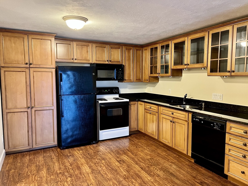 145 Essex Ave # 422 Property Photo