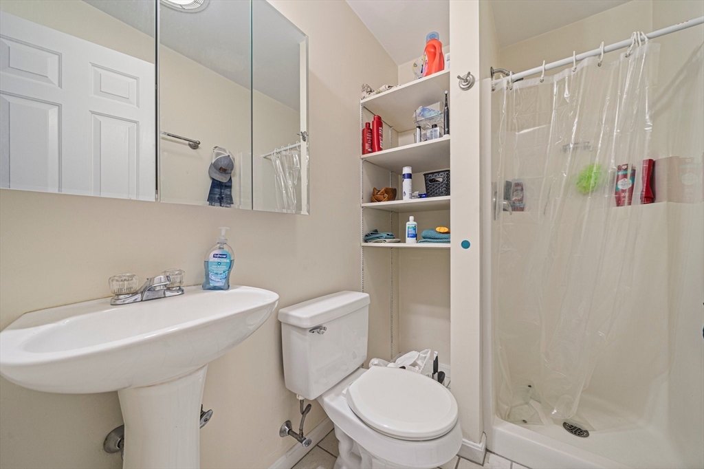 428 East Third Street Property Photo 9