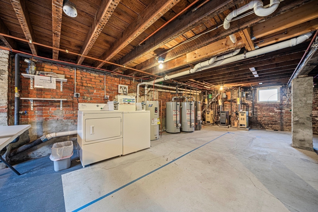 428 East Third Street Property Photo 23
