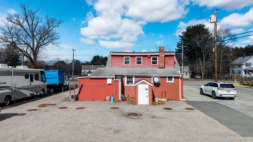 469 Taunton Ave Property Photo 22